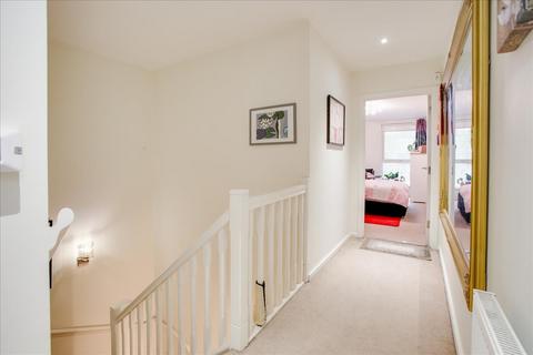 8 Rosenburg Road, London, W3 8GE