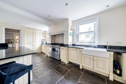 5 bedroom detached house for sale, Chertsey,  Surrey,  KT16