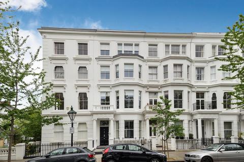4 bedroom terraced house to rent, Brunswick Gardens, London, W8