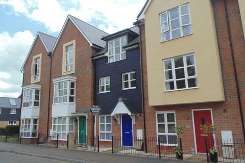 14 Fuggle Drive, Aylesbury, HP21 9AY