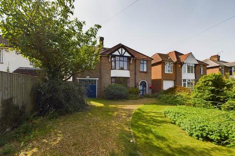 5 bedroom detached house for sale, Wendover Road, Aylesbury HP21