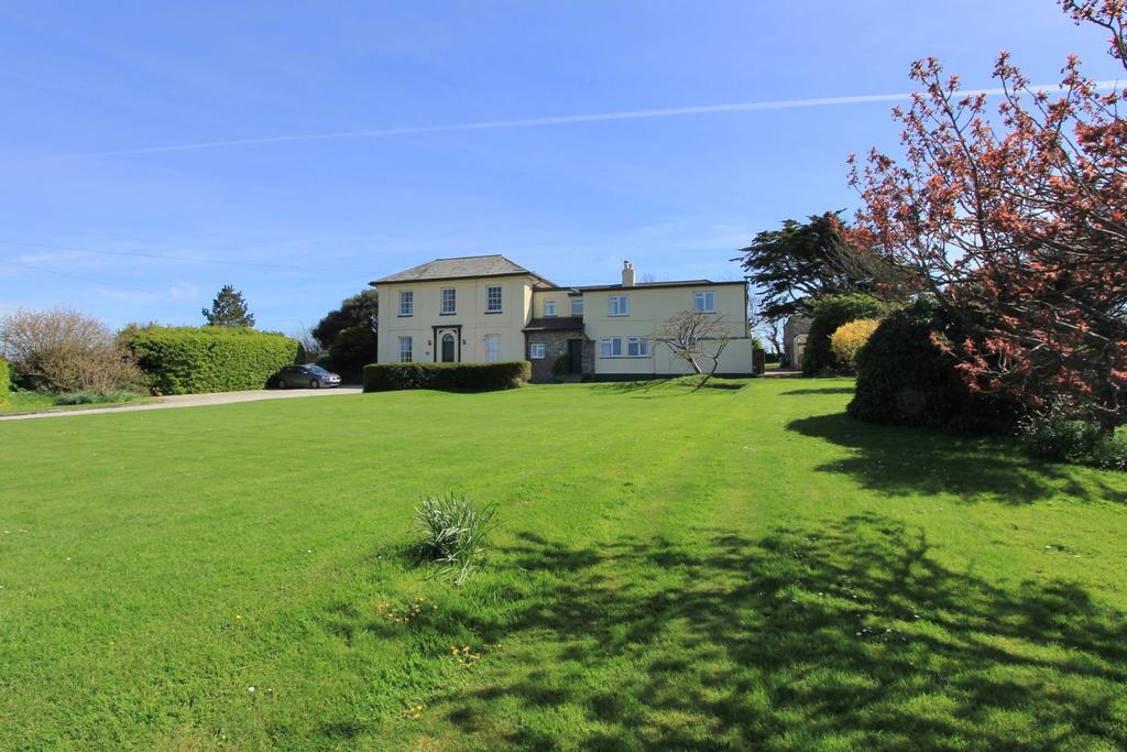 The Old Vicarage, Padstow, PL28 6 bed house for sale £1,400,000