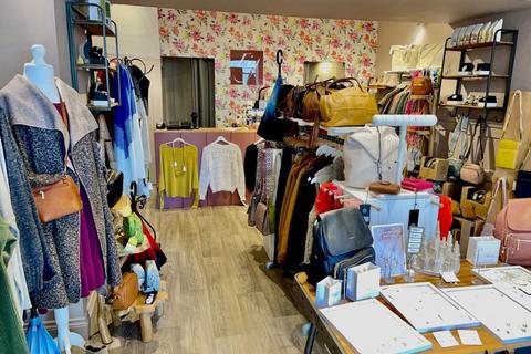 Retail property (high street) for sale - Leasehold Ladies Boutique Located In Mevagissey