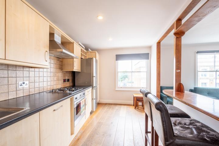 Chpk1169220 large-3-04 jpg