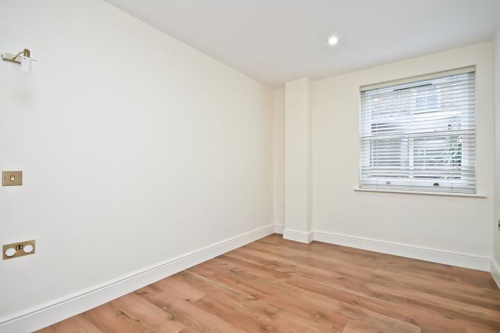 Nwhm3582267 large-8-08 jpg