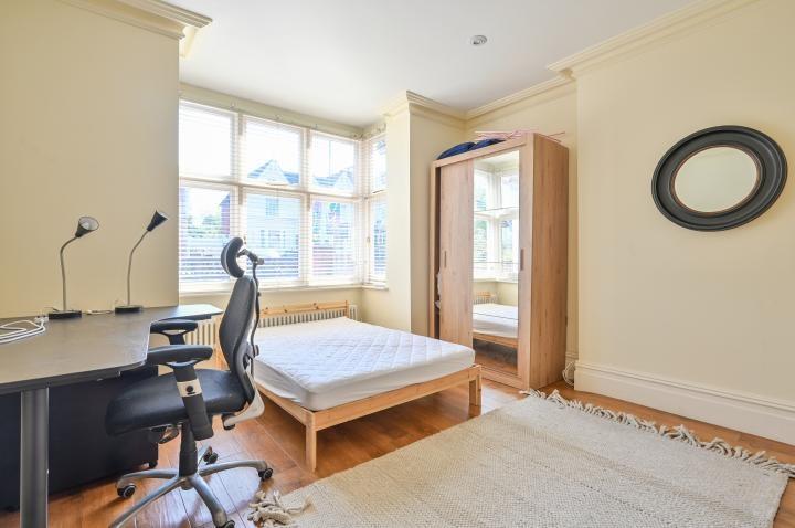 Nwhm3582267 large-6-06 jpg