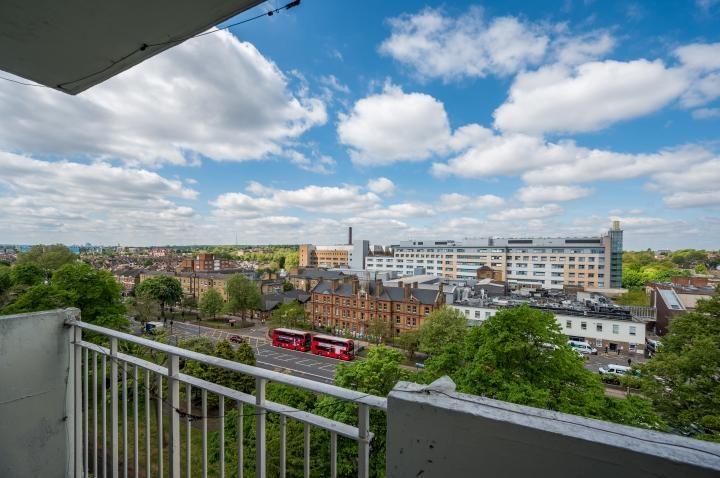 Chpk0808733 large-3-03 jpg