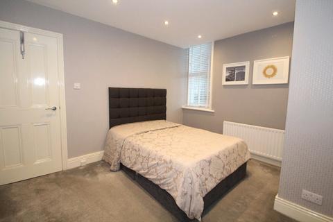 Flat 1, 41 Beverley Terrace, Cullercoats, North Shields, NE30 4NU