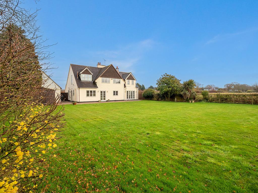 Cawston Lane, Dunchurch, Warwickshire CV22 7RX 5 bed detached house for