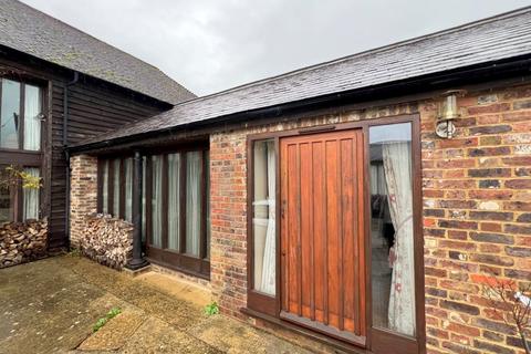 Studio to rent, Fordcombe Road, Penshurst, Tonbridge