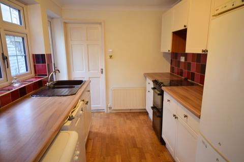 2 bedroom terraced house to rent, Somerset Road Southsea PO5