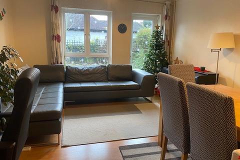 5 Andrews Close, Worcester Park, KT4 8PF