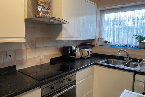 5 Andrews Close, Worcester Park, KT4 8PF