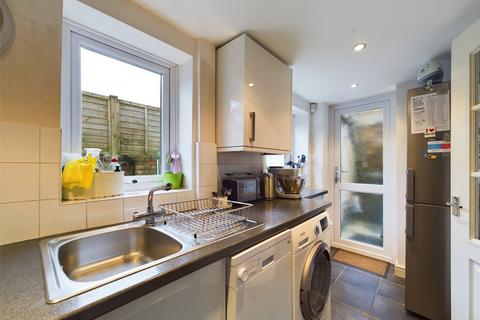 1 Chapel Row, Stonehouse, GL10 2PN