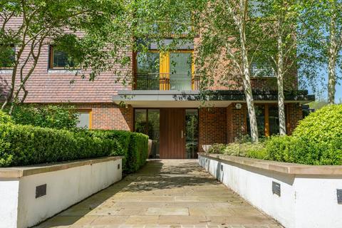 3 bedroom apartment for sale, The Bishops Avenue, Hampstead Garden Surburb, London, N2