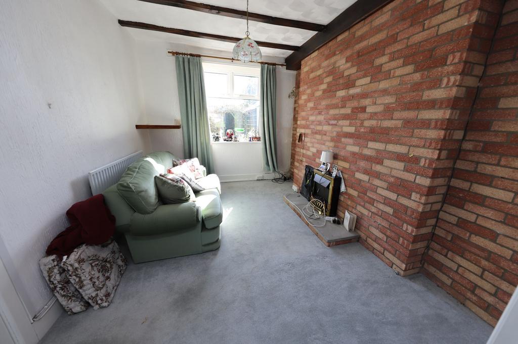 Penpedairheol, Hengoed CF82 3 bed detached house for sale £289,950
