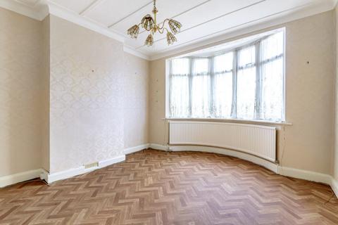 12 Bruton Way, London, W13 0BY
