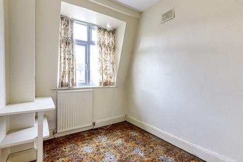 12 Bruton Way, London, W13 0BY