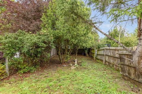 12 Bruton Way, London, W13 0BY