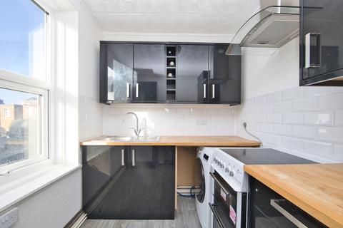 2 bedroom flat for sale - Hatfeild Road, Margate, CT9