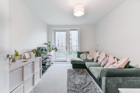 2 bedroom flat for sale, Apple Yard, Anerley, London, SE20