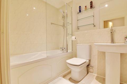 2 bedroom apartment for sale, Hertfordshire WD18