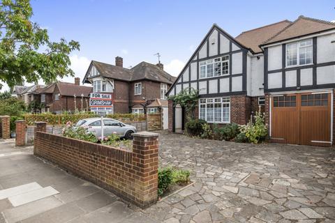 34 Creswick Road, London, W3 9HF