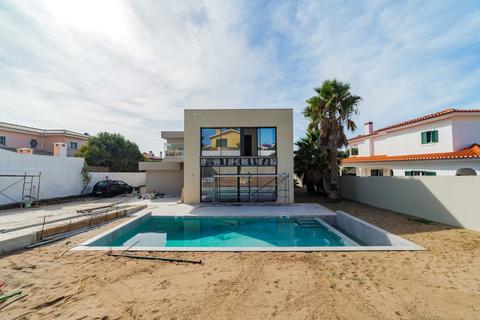 4 bedroom villa, Cascais Modern Villa