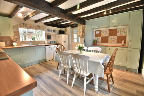 3 bedroom cottage for sale, Thurvaston Road, Marston Montgomery, DE6