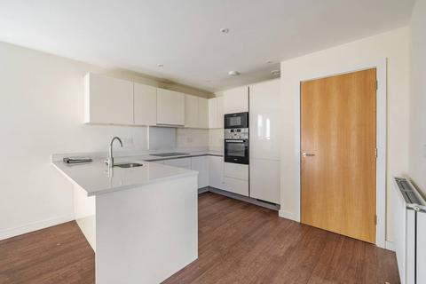 2 bedroom flat to rent - Dukes Court, Stanmore, HA7
