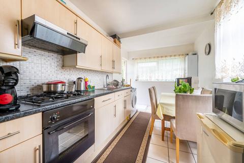 Braemar Avenue, Neasden, London, NW10