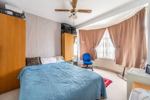 3 bedroom maisonette for sale, Braemar Avenue, Neasden, London, NW10