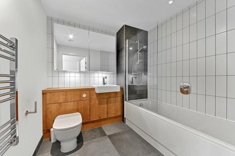 1 bedroom flat for sale, Waterline Way, Deptford, London, SE8