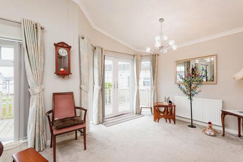 2 bedroom park home for sale, Reculver, Herne Bay, Kent, CT6