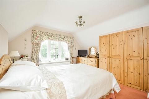 3 bedroom detached house for sale - Kearsney Court, Alkham Road, Temple Ewell, Dover, Kent