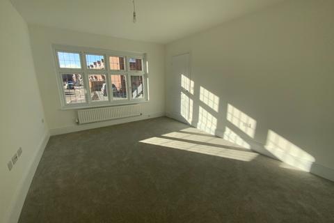 undefined, Armstrong Road, Luton, Bedfordshire, LU2 0FY