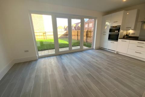 undefined, Armstrong Road, Luton, Bedfordshire, LU2 0FY