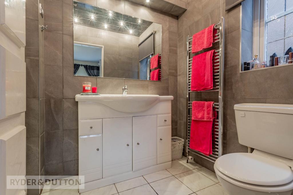 En-Suite Shower