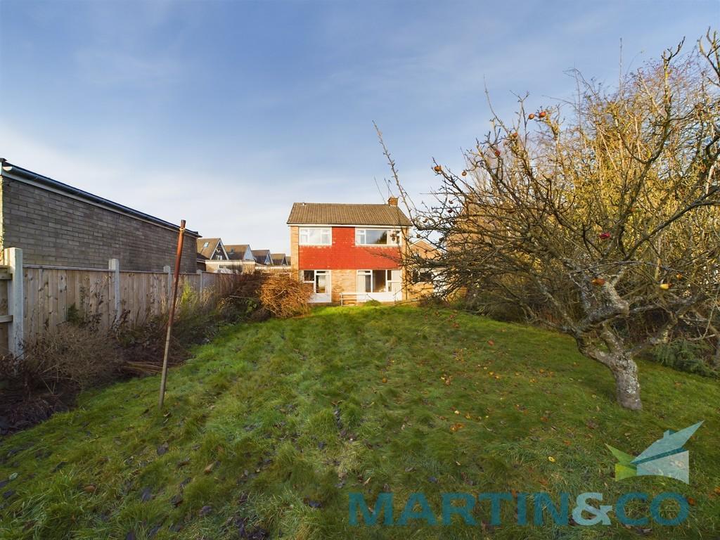 Farndale Drive, Guisborough 4 bed semidetached house for sale £270,000