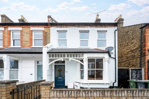 84b Albacore Crescent, London, SE13 7HP