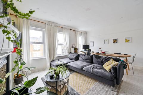 84b Albacore Crescent, London, SE13 7HP