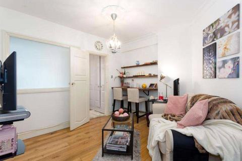 1 bedroom apartment to rent, Portsea Hall, Portsea Place, St George's Fields, W2