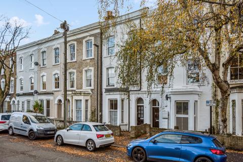2 bedroom flat for sale, Dalyell Road, London