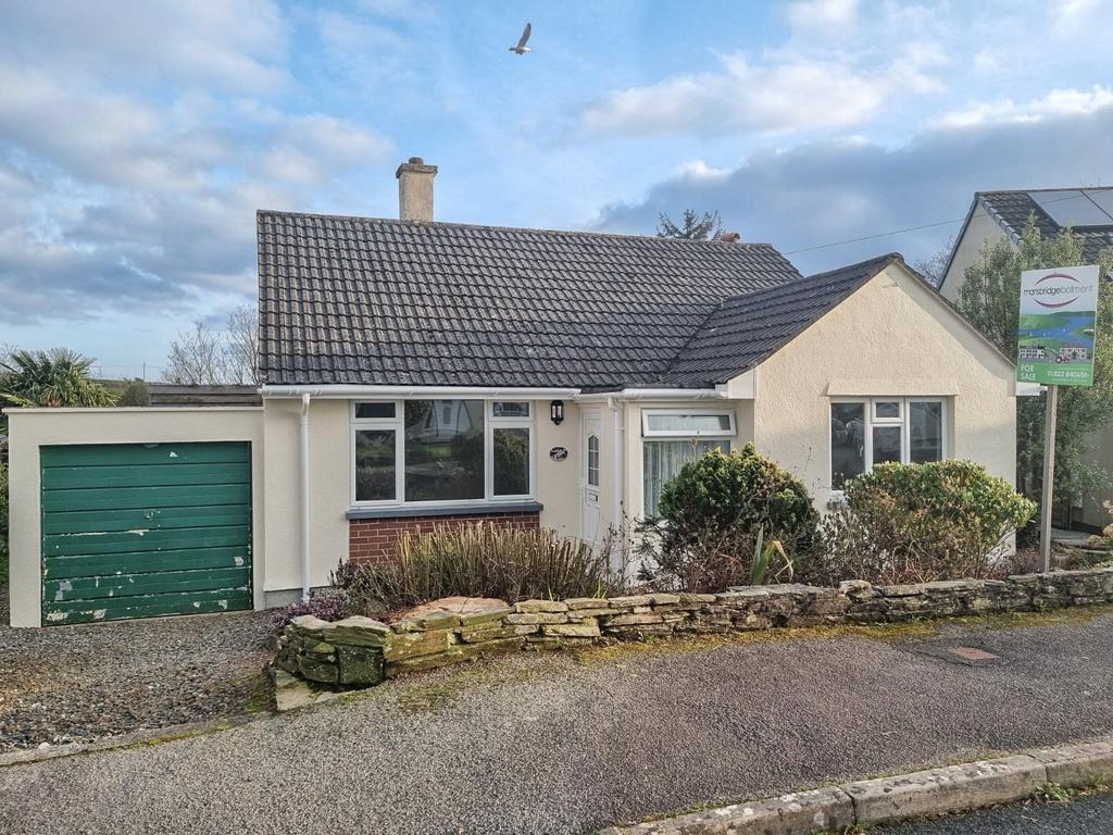 Bere Alston, Yelverton 2 bed bungalow for sale £300,000