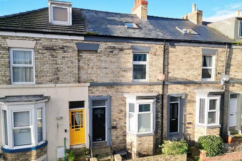 3 bedroom terraced house for sale, 39 George Street, Whitby