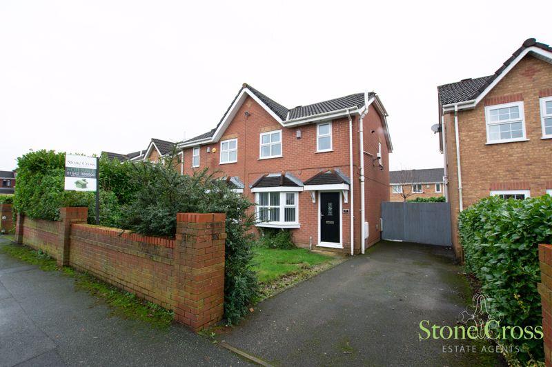 Pennington Road, Leigh WN7 3HR 3 bed semidetached house for sale £190,000