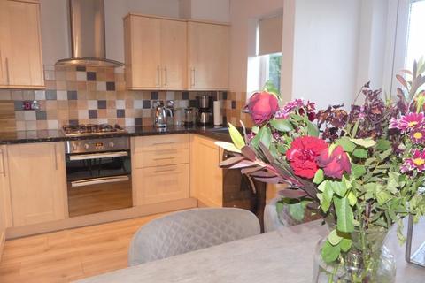 24 Fresca Road, Oldham, OL1 4NN