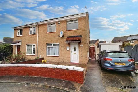 3 bedroom semi-detached house for sale, Emerald Grove, Hull, HU3