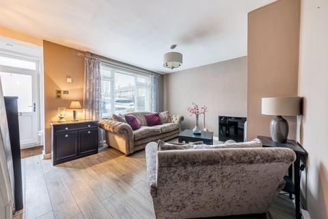 63 Linton Avenue, Borehamwood, WD6 4RB