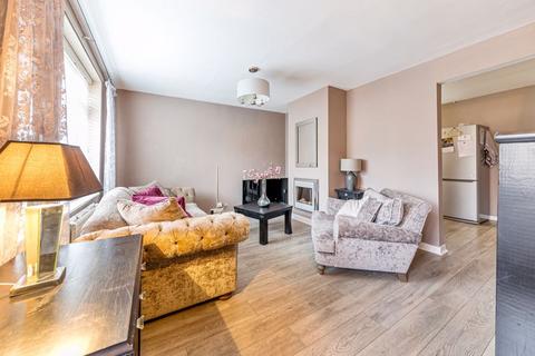63 Linton Avenue, Borehamwood, WD6 4RB
